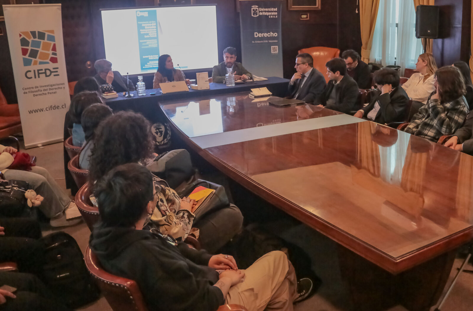 Escuela de Derecho acogió presentación del libro “Acerca del Derecho. Correspondencia con un aspirante a jurista” de León Tolstoi